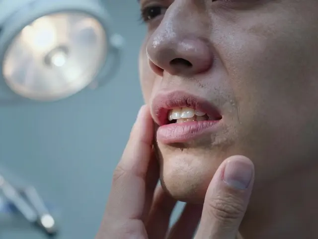 Bolest předních zubů: Kdy je třeba okamžitě navštívit zubaře?